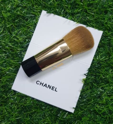 chanel travel foundation brush|Chanel foundation brush review.